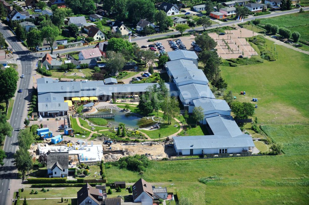 Luftaufnahme Trassenheide - Erweiterungsbaustelle am Hotel und Restaurant Seeklause in Trassenheide auf der Insel Usedom in Mecklenburg - Vorpommern