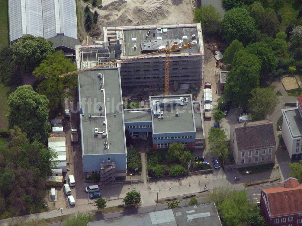 Berlin-Lichtenberg aus der Vogelperspektive: Erweiterungsbaustelle am Institut für Zoo- und Wildtierforschung Berlin/Lichtenberg