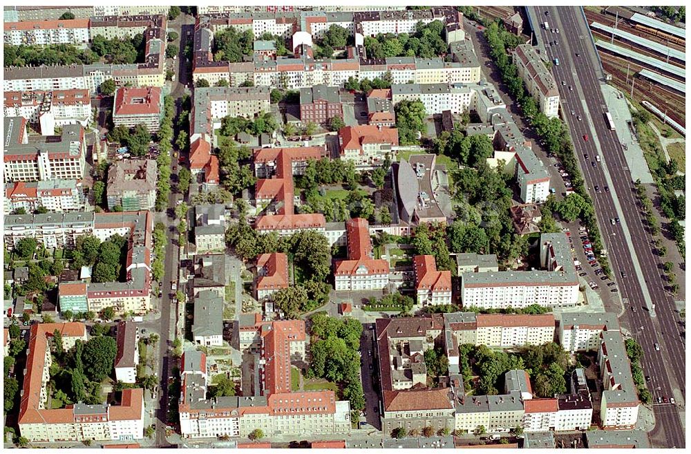 Berlin Lichtenberg von oben - Erweiterungsbaustelle Krankenhaus Lichtenberg