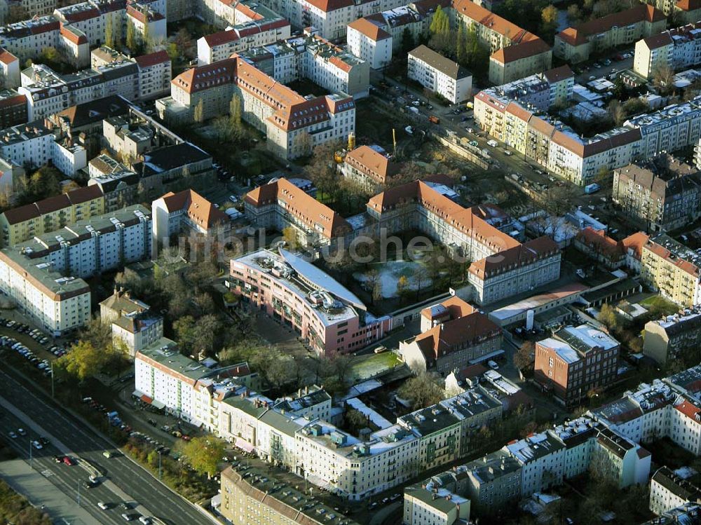 Berlin Lichtenberg von oben - Erweiterungsbaustelle des Krankenhaus Lichtenberg