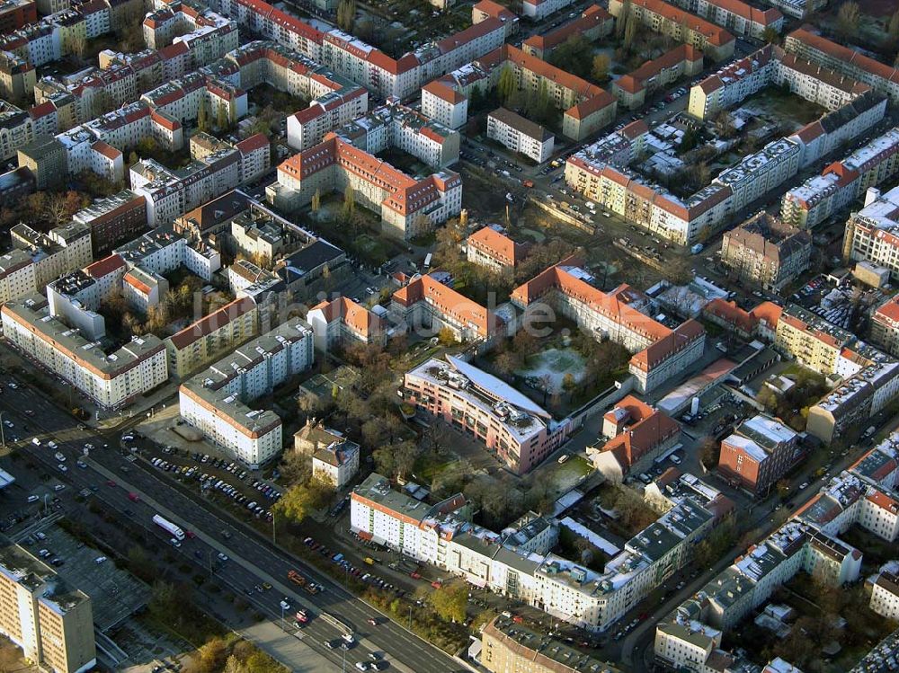 Luftbild Berlin Lichtenberg - Erweiterungsbaustelle des Krankenhaus Lichtenberg