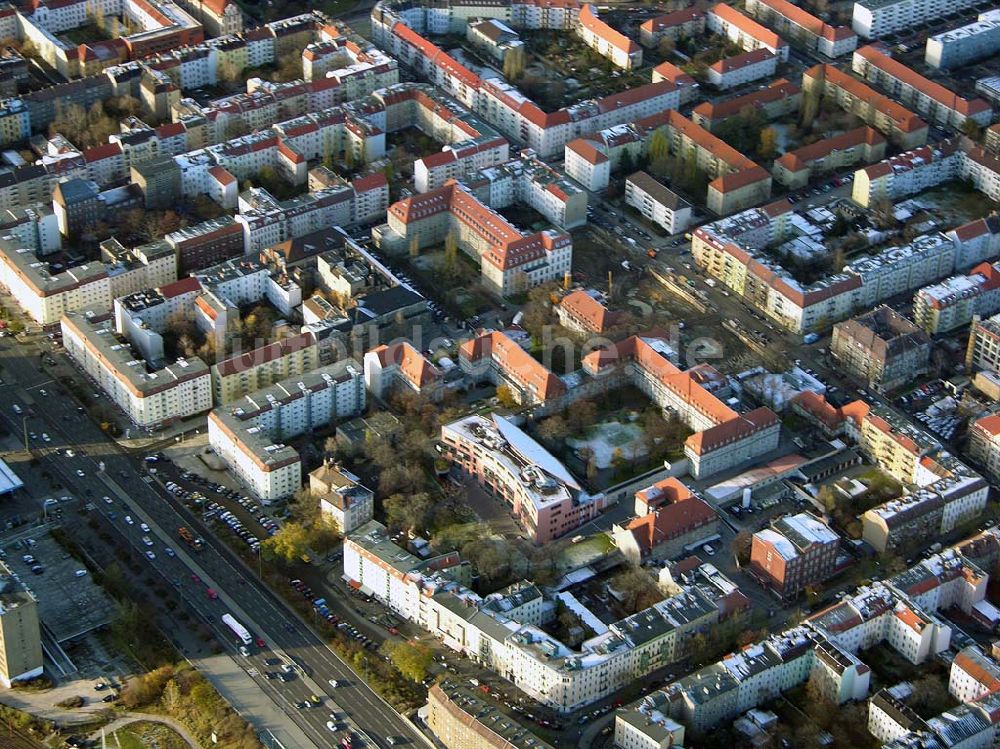 Luftaufnahme Berlin Lichtenberg - Erweiterungsbaustelle des Krankenhaus Lichtenberg