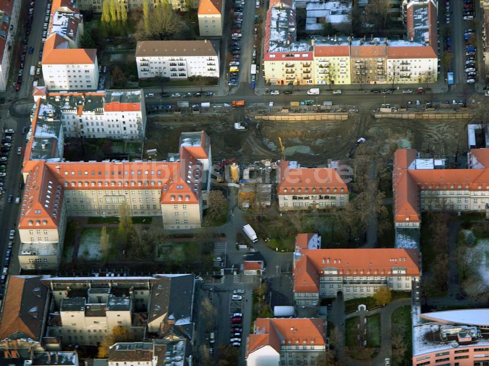 Luftbild Berlin Lichtenberg - Erweiterungsbaustelle des Krankenhaus Lichtenberg