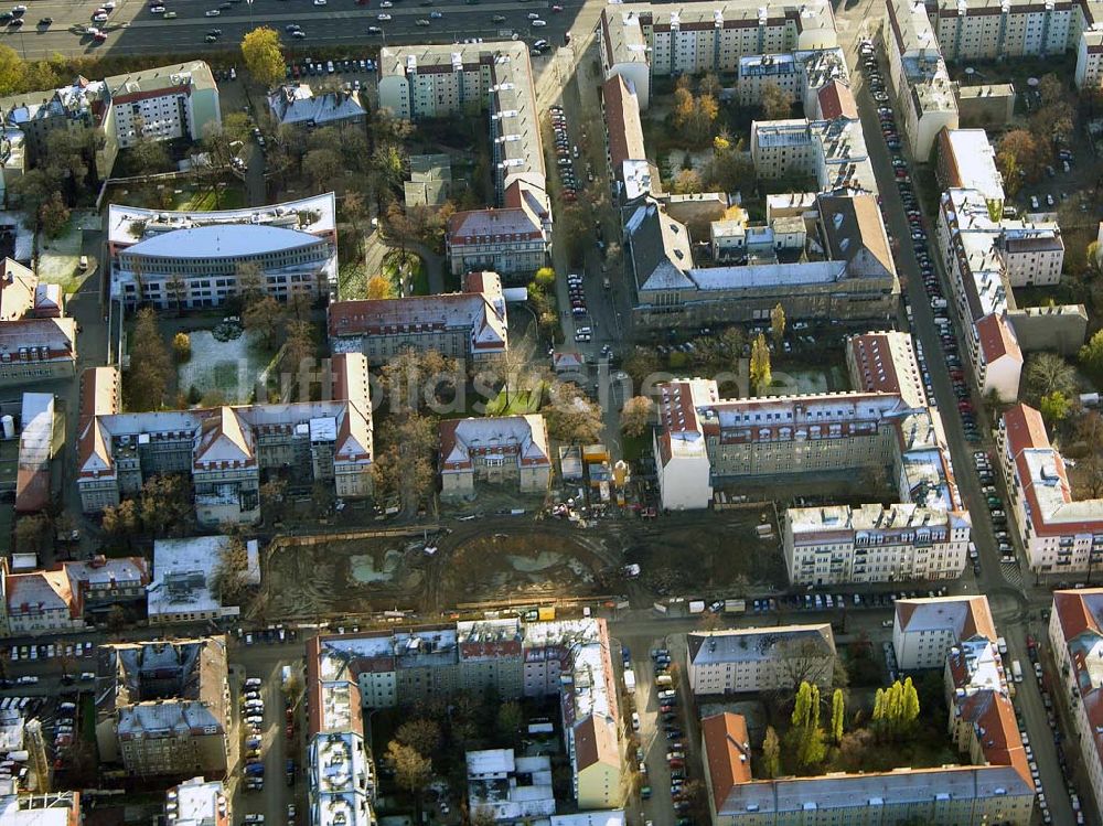 Berlin Lichtenberg von oben - Erweiterungsbaustelle des Krankenhaus Lichtenberg