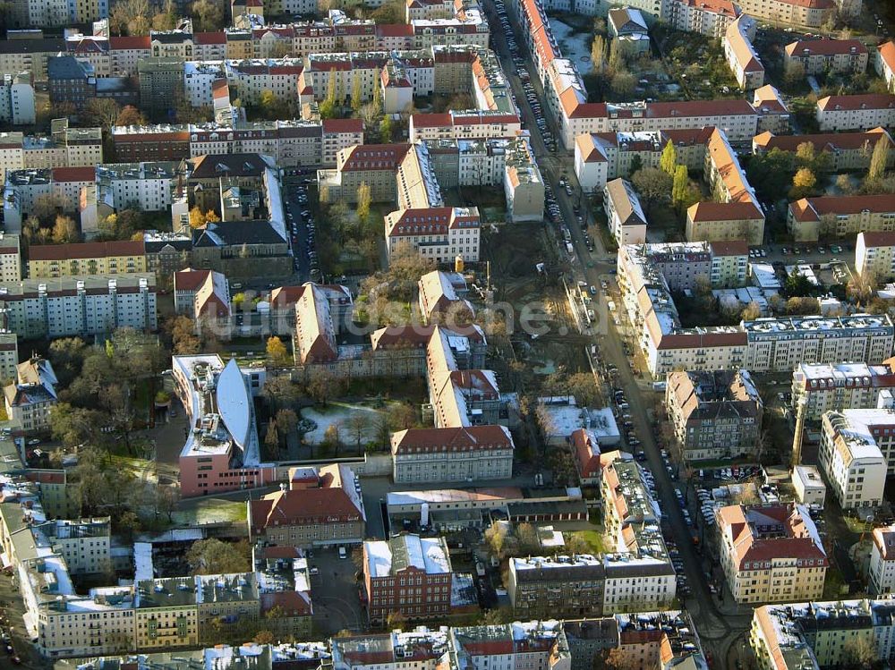 Berlin Lichtenberg von oben - Erweiterungsbaustelle des Krankenhaus Lichtenberg