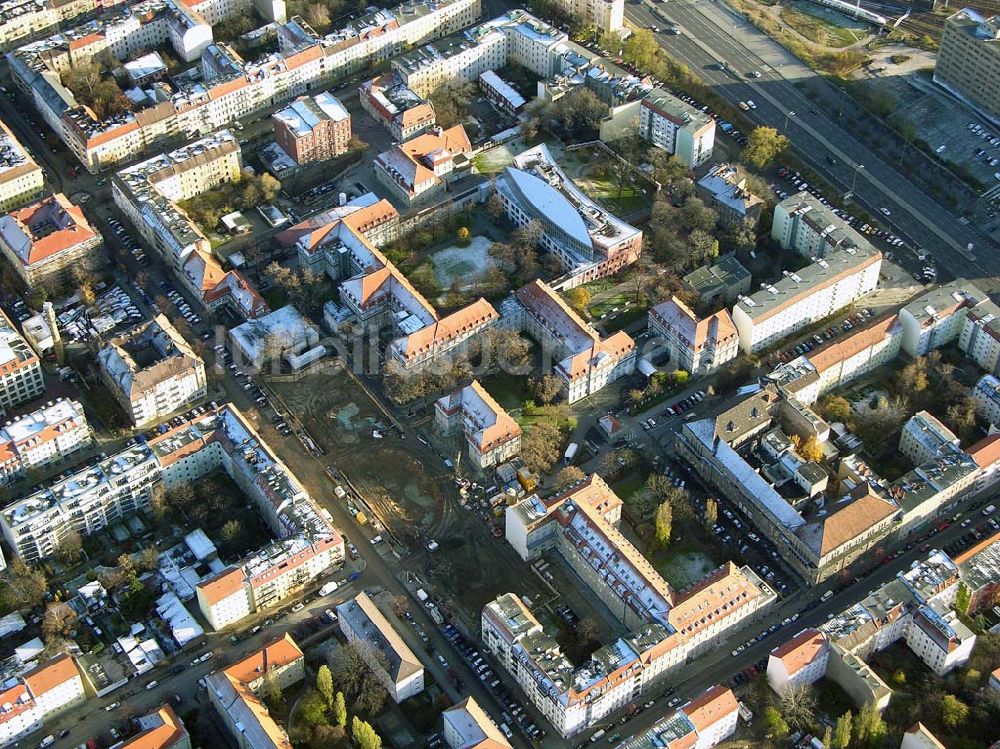 Berlin Lichtenberg aus der Vogelperspektive: Erweiterungsbaustelle des Krankenhaus Lichtenberg