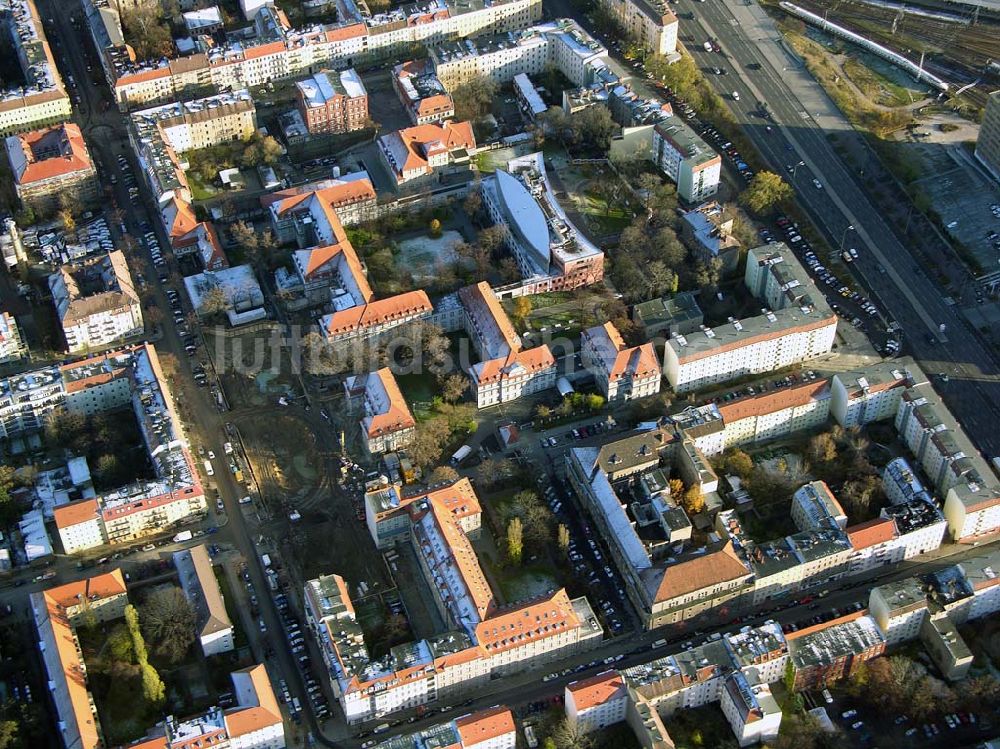 Luftbild Berlin Lichtenberg - Erweiterungsbaustelle des Krankenhaus Lichtenberg