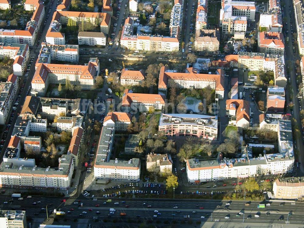 Berlin Lichtenberg von oben - Erweiterungsbaustelle des Krankenhaus Lichtenberg