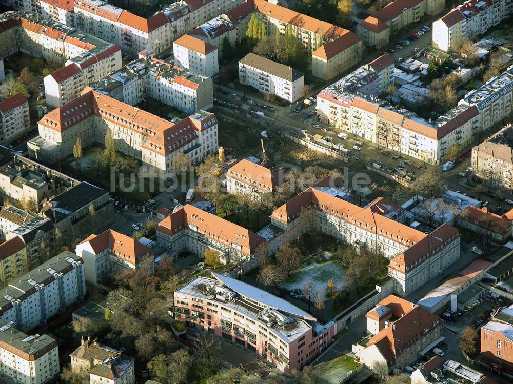 Luftbild Berlin Lichtenberg - Erweiterungsbaustelle des Krankenhaus Lichtenberg