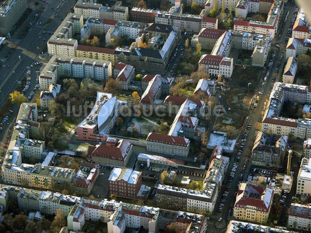 Luftbild Berlin Lichtenberg - Erweiterungsbaustelle des Krankenhaus Lichtenberg