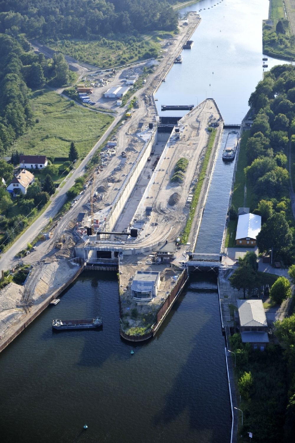 Wusterwitz von oben - Erweiterungsbaustelle Neubau Schleuse Wusterwitz am Elbe-Havel-Kanal