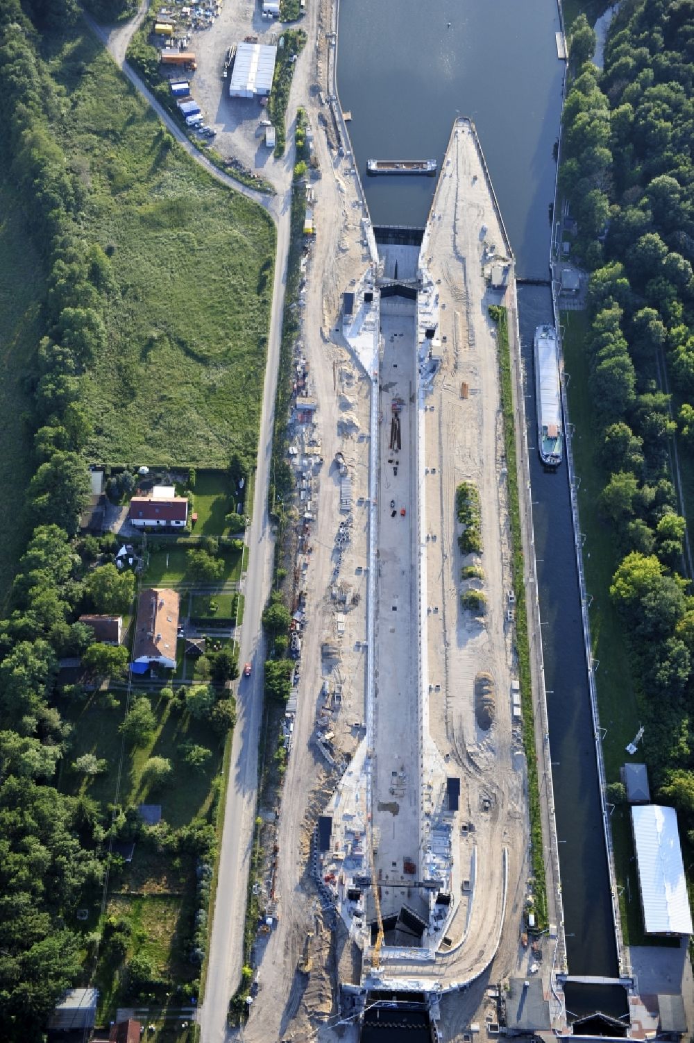 Wusterwitz von oben - Erweiterungsbaustelle Neubau Schleuse Wusterwitz am Elbe-Havel-Kanal