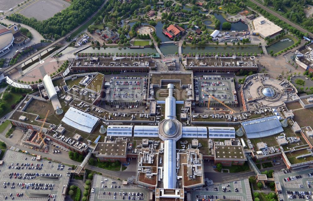 Oberhausen von oben - Erweiterungsneubau am Einkaufs- und Freizeitzentrum Centro in der Centroallee im Stadtteil Neue Mitte in Oberhausen im Bundesland Nordrhein-Westfalen