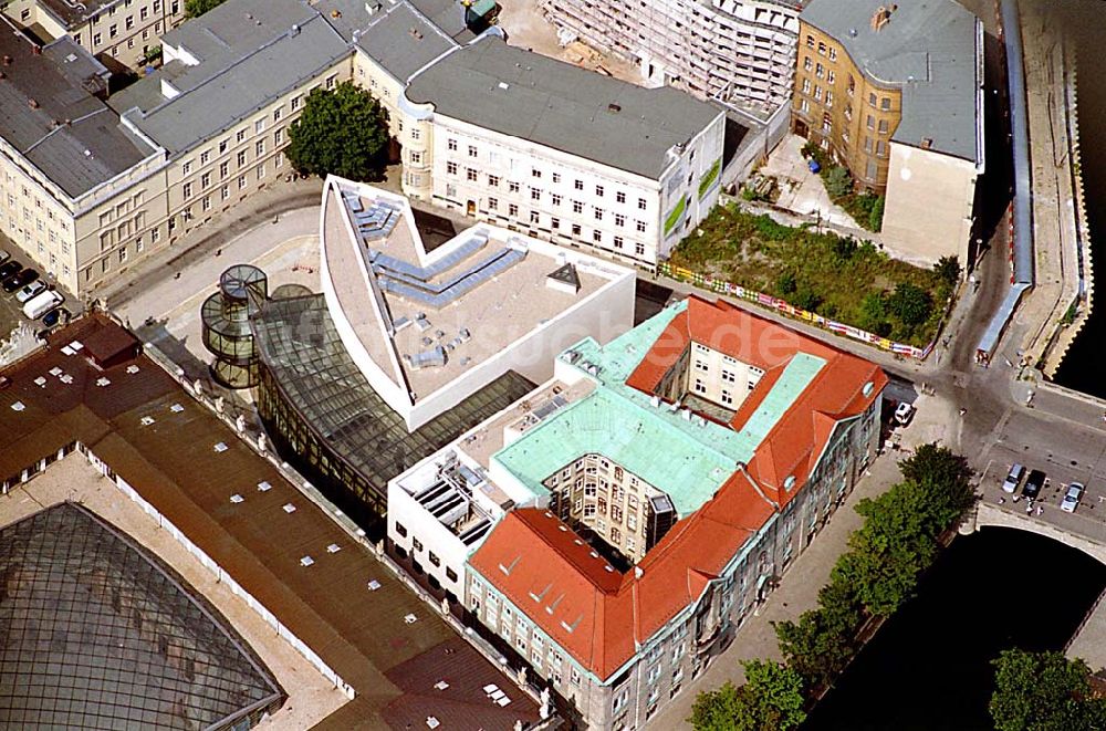 Berlin von oben - Erweitetungsbau am Deutschen Historischen Museum in Belin- Mitte. Ort: Berlin