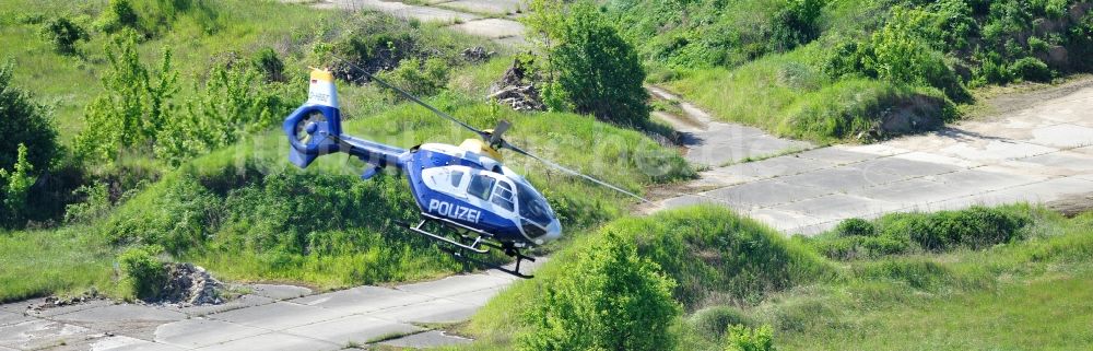 Luftaufnahme Werneuchen - Eurocopter der Bundespolizei auf dem Flugplatz Werneuchenim Bundesland Brandenburg