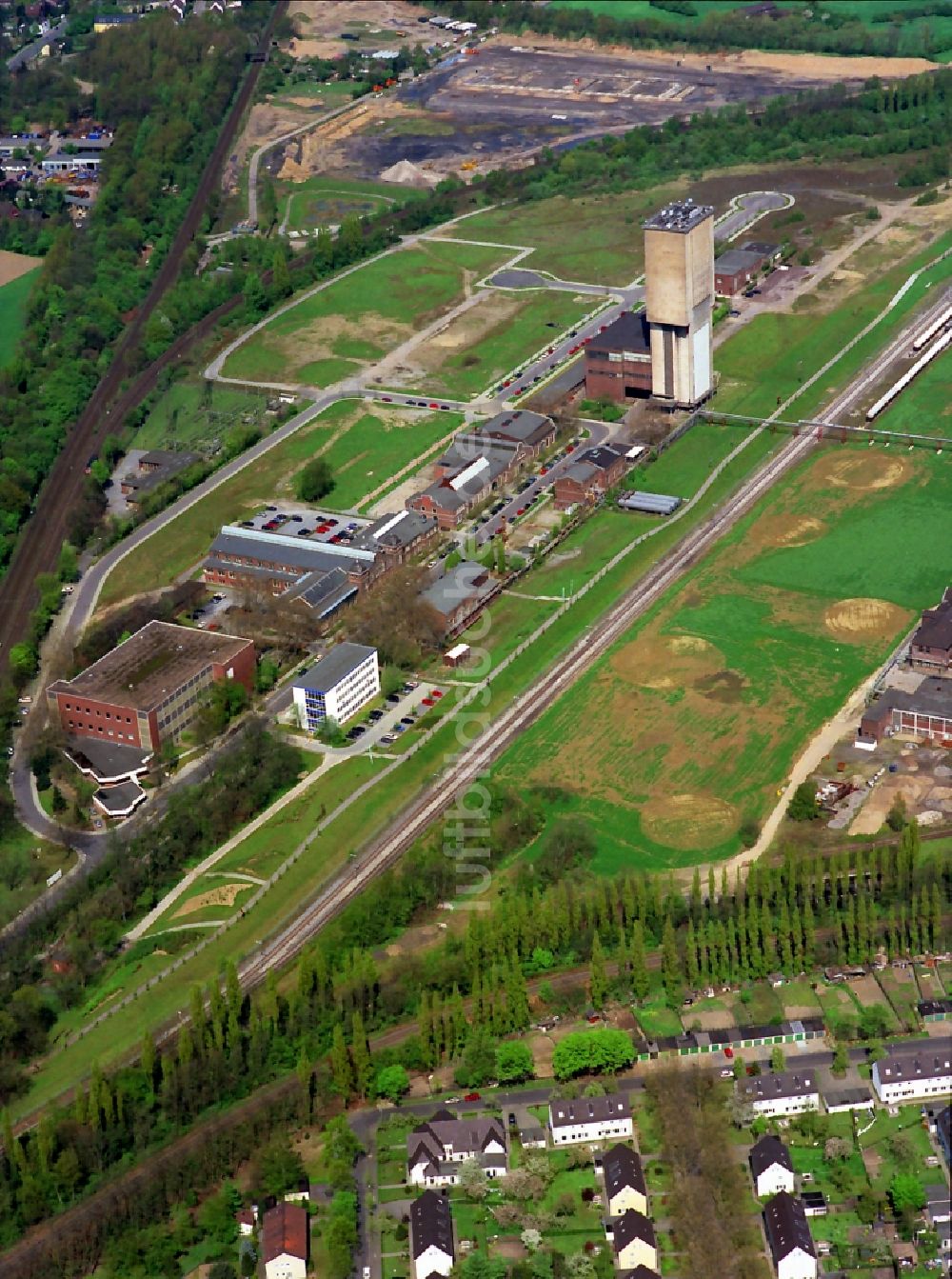 Moers von oben - Eurotec Technologiepark auf dem Gelände des ehemaligen Bergwerks Rheinpreußen in Moers in Nordrhein-Westfalen NRW