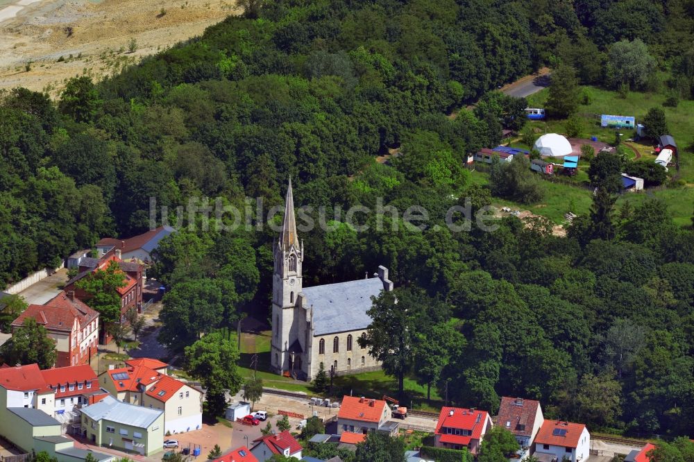 Rüdersdorf von oben - Evangelische Kaltberger Kirche in Rüdersdorf im Bundesland Brandenburg