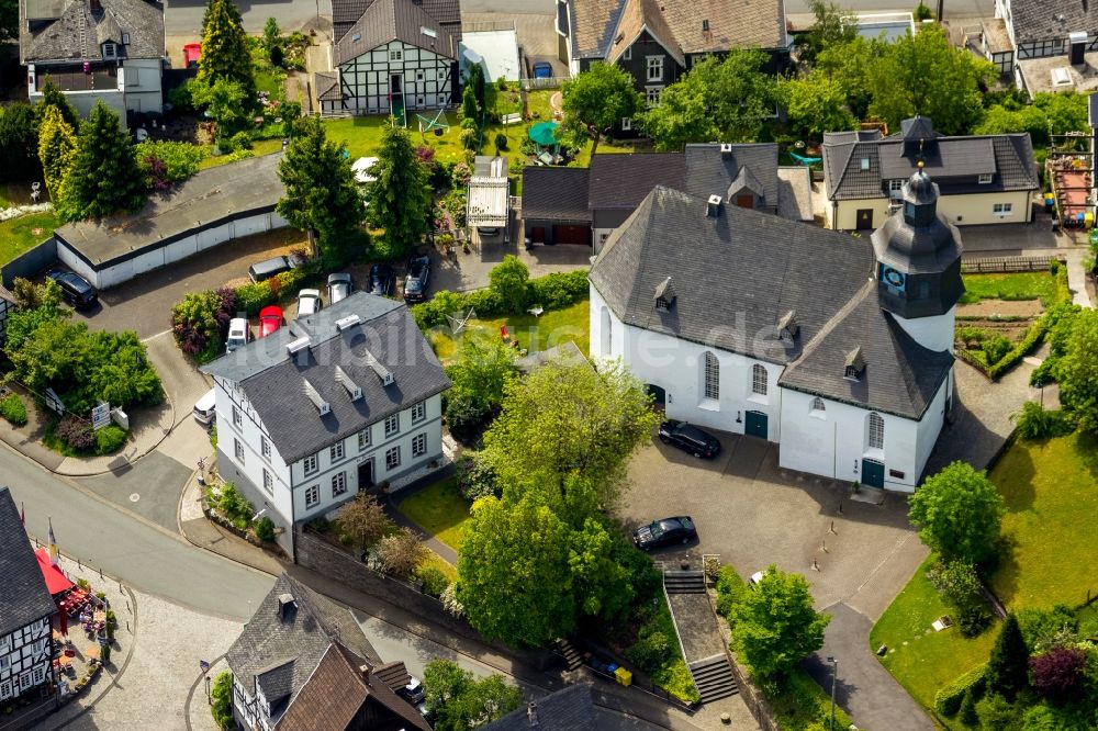 Freudenberg von oben - Evangelische Kirche in Freudenberg im Bundesland Nordrhein-Westfalen