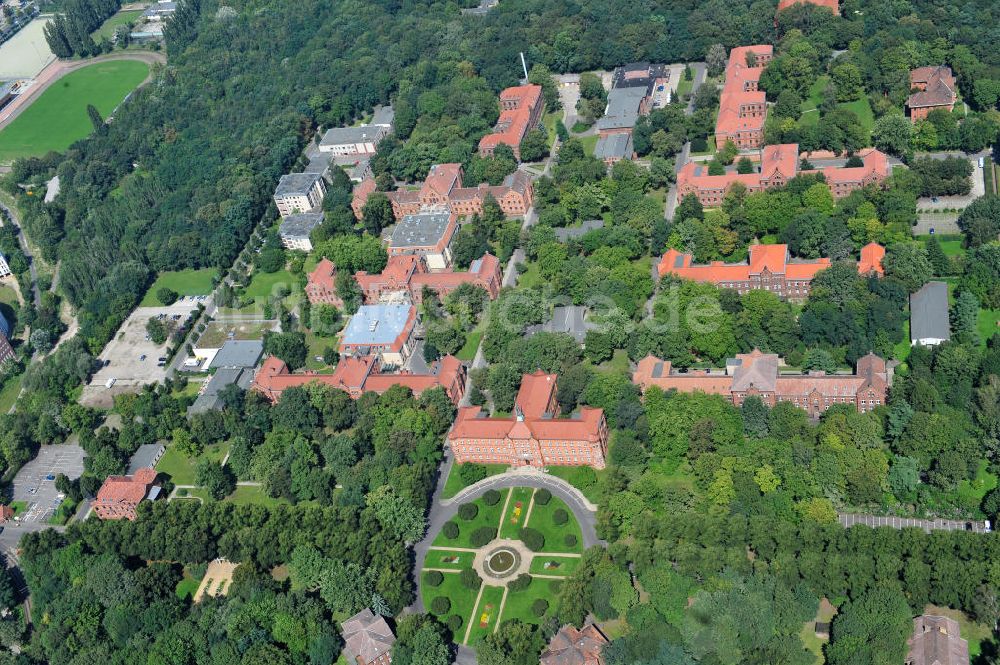 Luftbild Berlin Lichtenberg - Evangelische Krankenhaus Königin Elisabeth Herzberge in Berlin - Lichtenberg