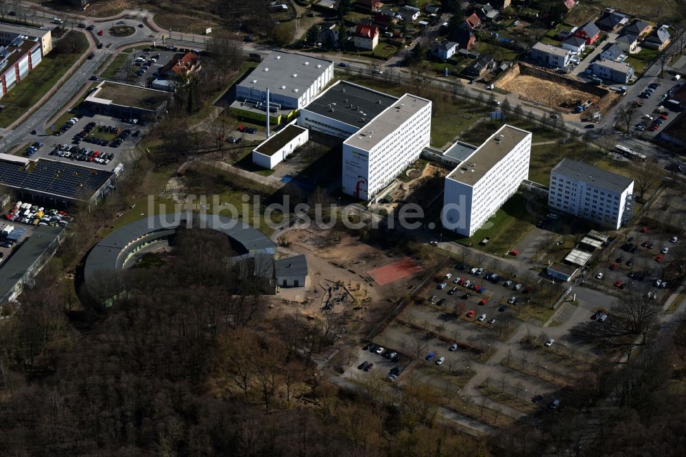 Kleinmachnow aus der Vogelperspektive: Evangelischer Bildungscampus - Evangelisches Gymnasium Kleinmachnow mit Grundschule und Kindergarten in Kleinmachnow in Brandenburg