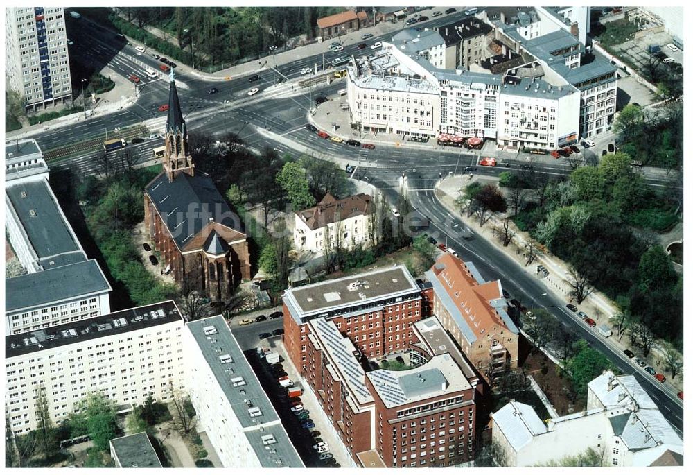 Luftbild Berlin - Friedrichshain - Evangelisches Kirchenzentrum in der Georgenkirchstraße in Berlin - Friedrichshain.