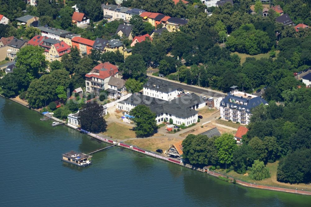 Luftbild Berlin - exklusive Wohnanlage am Ufer des Müggelsee am Müggelseedamm in Berlin