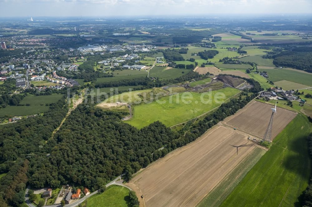 Kamp-Lintfort aus der Vogelperspektive: Eyller Berg mit Deponie in Kamp-Lintfort im Bundesland Nordrhein-Westfalen