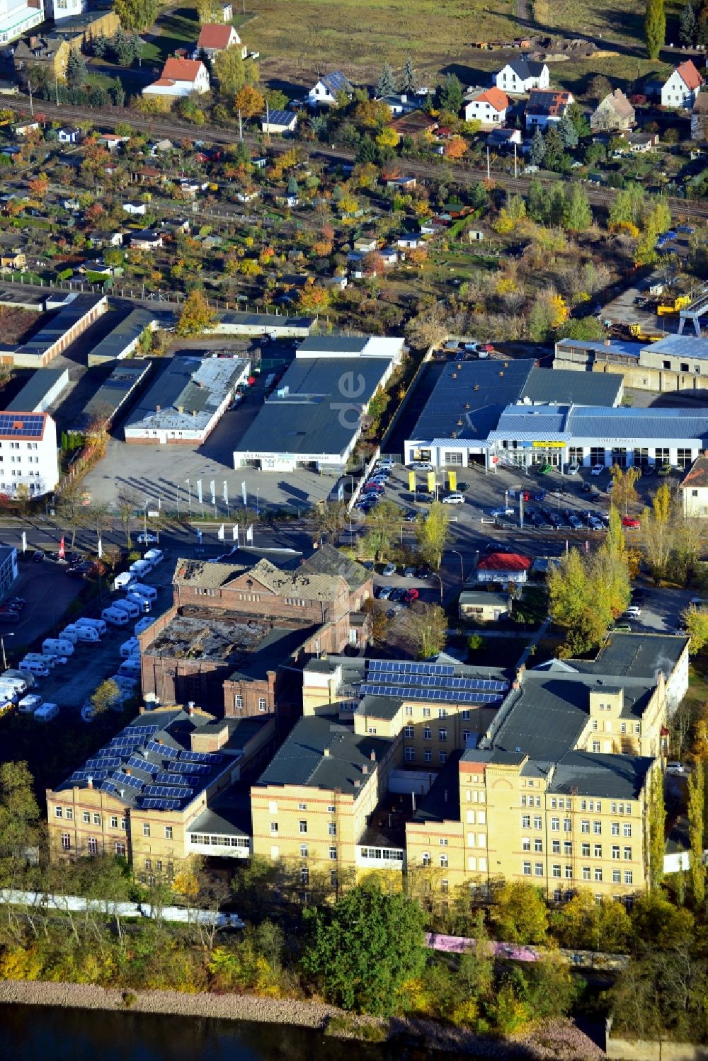 Lutherstadt Wittenberg von oben - Fabrik und Bürogebäude in Lutherstadt Wittenberg in Sachsen-Anhalt