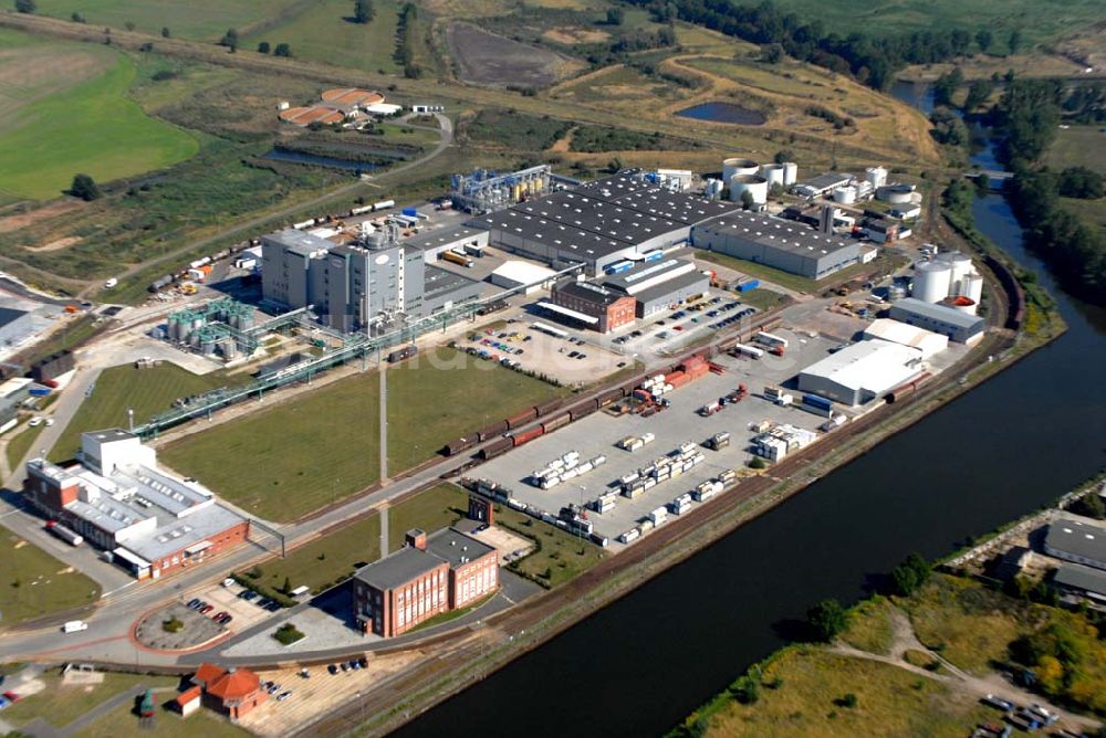 Luftaufnahme Genthin (Sachsen-Anhalt) - Fabrik der Henkel Genthin GmbH in Genthin