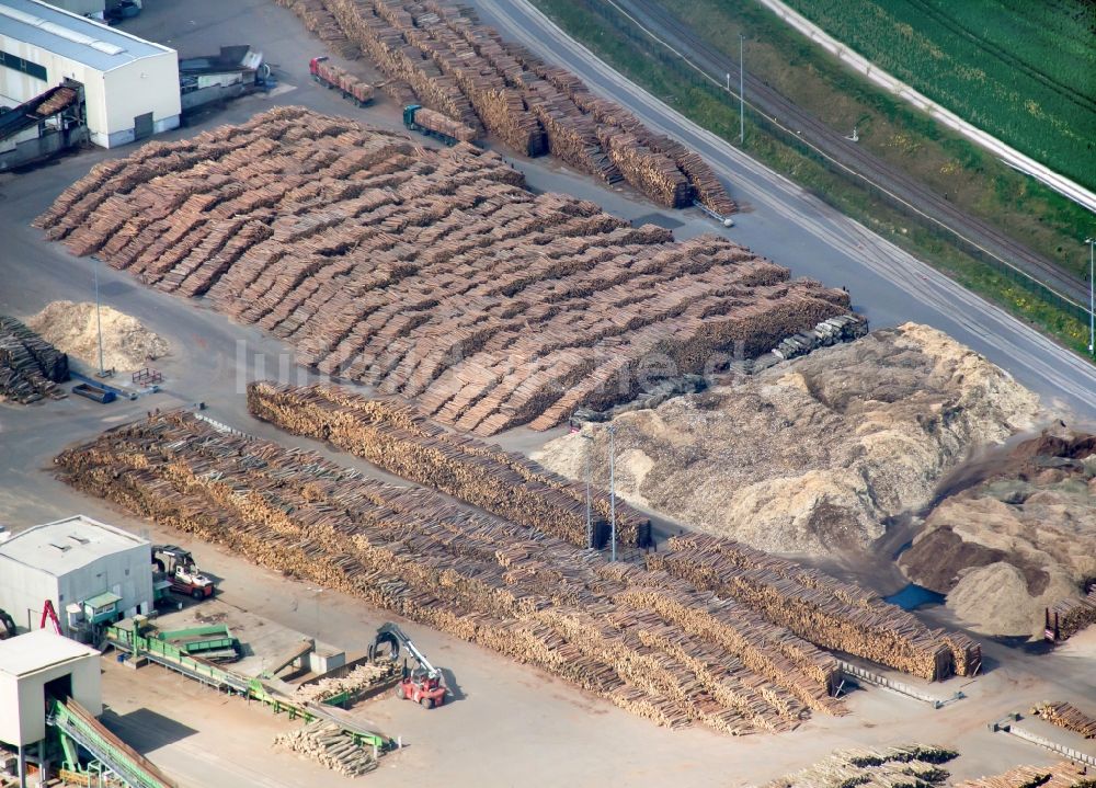 Heiligengrabe von oben - Fabrikanlage der Firma Kronotex in Heiligengrabe im Bundesland Brandenburg