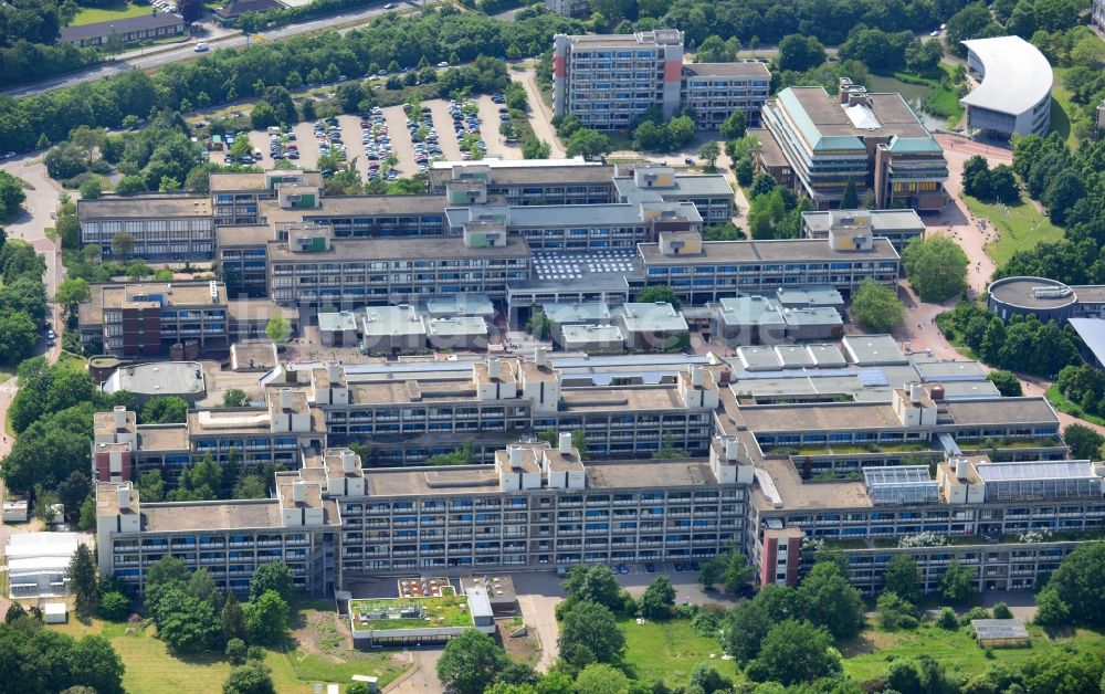 Düsseldorf von oben - Fachbereich Mathematik der Heinrich-Heine-Universität im Stadtteil Bilk in Düsseldorf im Bundesland Nordrhein-Westfalen