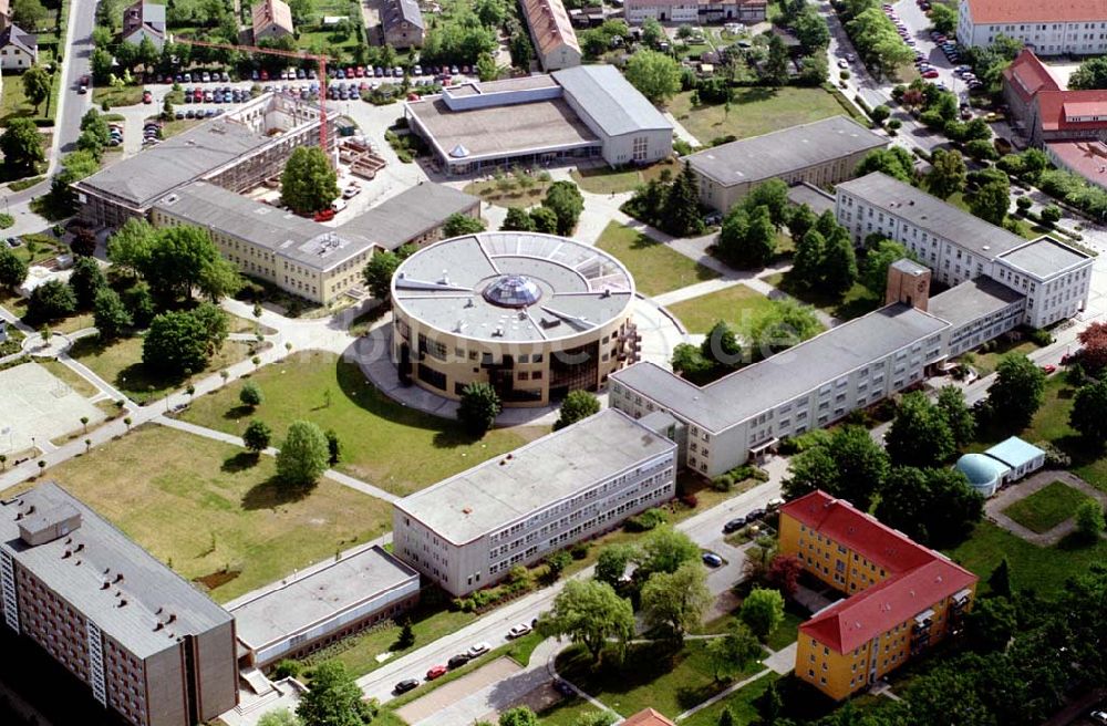 Luftaufnahme Senftenberg / Brandenburg - Fachhochschule Senftenberg. Ort: Senftenberg / Brandenburg Datum: 21.05.2003 NC-KB 200