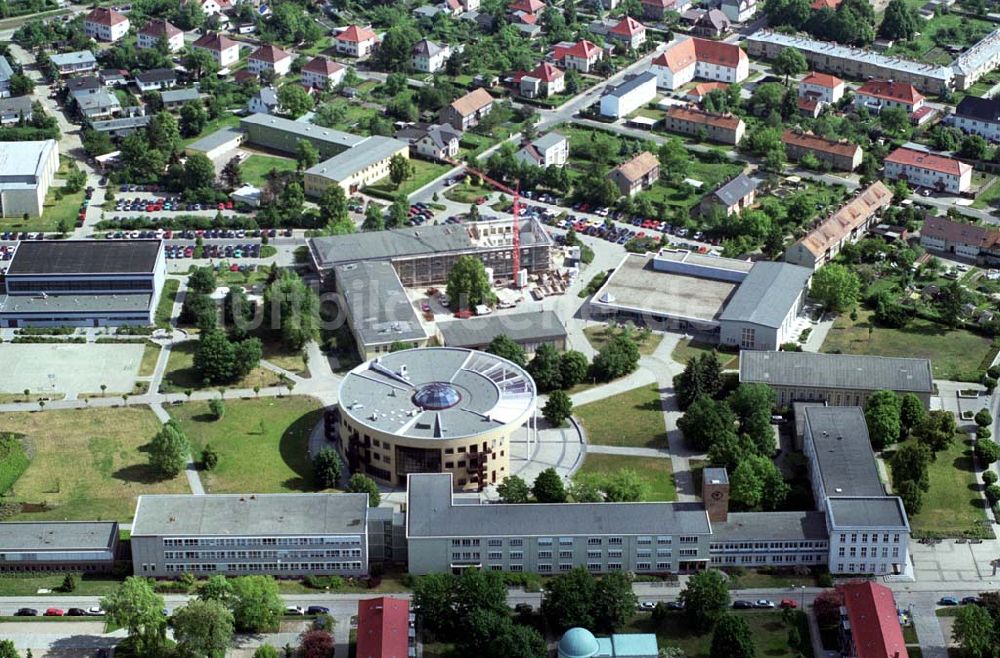 Senftenberg / Brandenburg von oben - Fachhochschule Senftenberg. Ort: Senftenberg / Brandenburg Datum: 21.05.2003 NC-KB 200