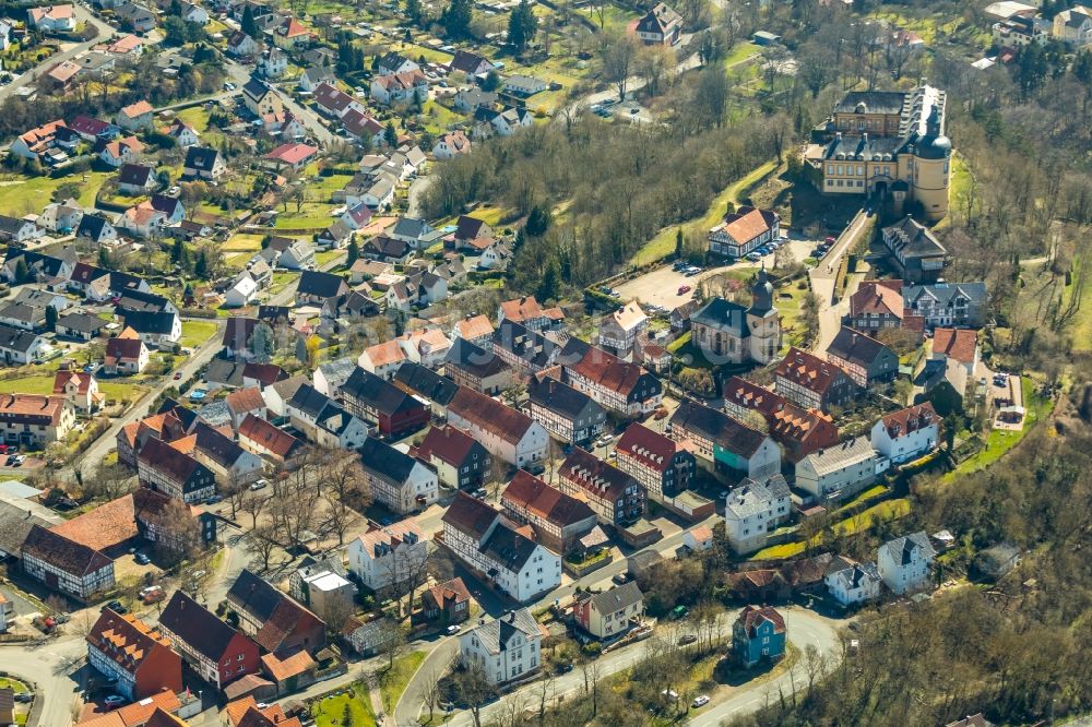 Luftbild Bad Wildungen - Fachwerkhaus- und Mehrfamilienhaus- Wohngebiet in Bad Wildungen im Bundesland Hessen, Deutschland