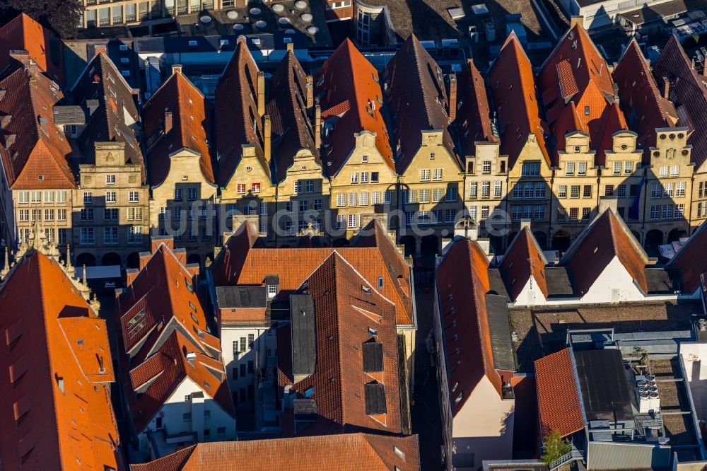 Münster von oben - Fachwerkhaus- und Mehrfamilienhaus- Wohngebiet im Ortsteil Altstadt in Münster im Bundesland Nordrhein-Westfalen, Deutschland