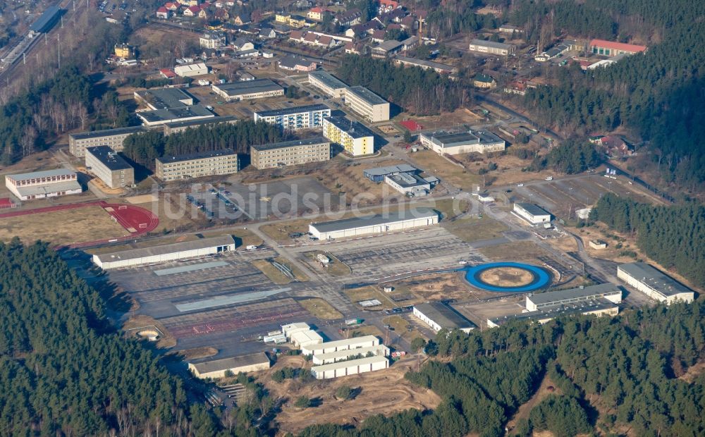 Luftaufnahme Oranienburg - Fahrsicherheitstraining zur Erhöhung der Verkehrssicherheit mit Kraftfahrzeugen bei der TÜV Rheinland Akademie in Oranienburg im Bundesland Brandenburg, Deutschland