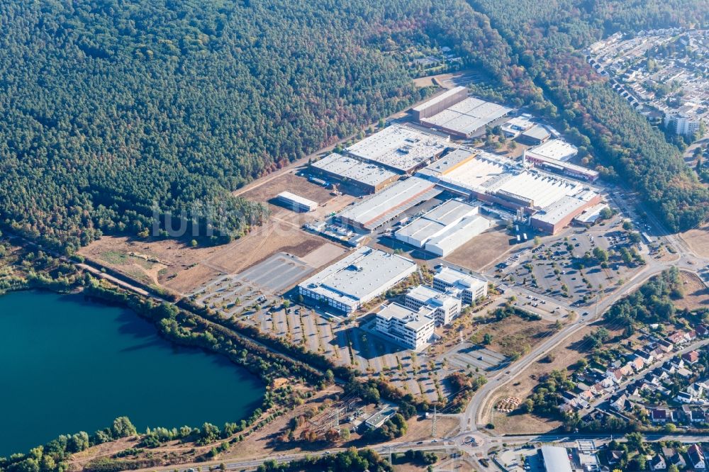 Babenhausen aus der Vogelperspektive: Fahrzeugbau- Werksgelände Continental Automotive GmbH in Babenhausen im Bundesland Hessen, Deutschland