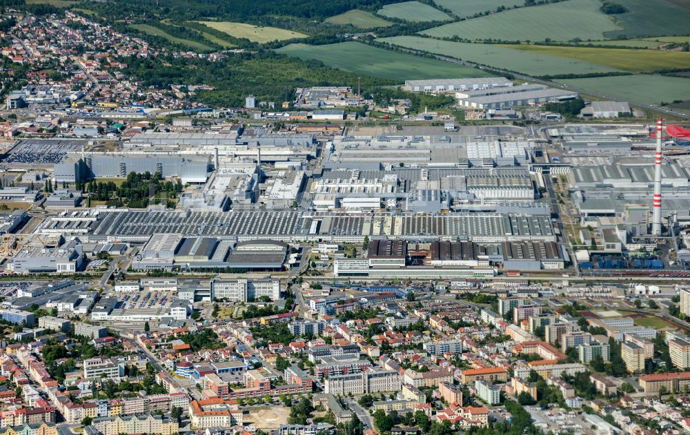 Luftaufnahme Mlada Boleslav - Jungbunzlau - Fahrzeugbau- Werksgelände Skoda in Mlada Boleslav - Jungbunzlau in Böhmen, Tschechien