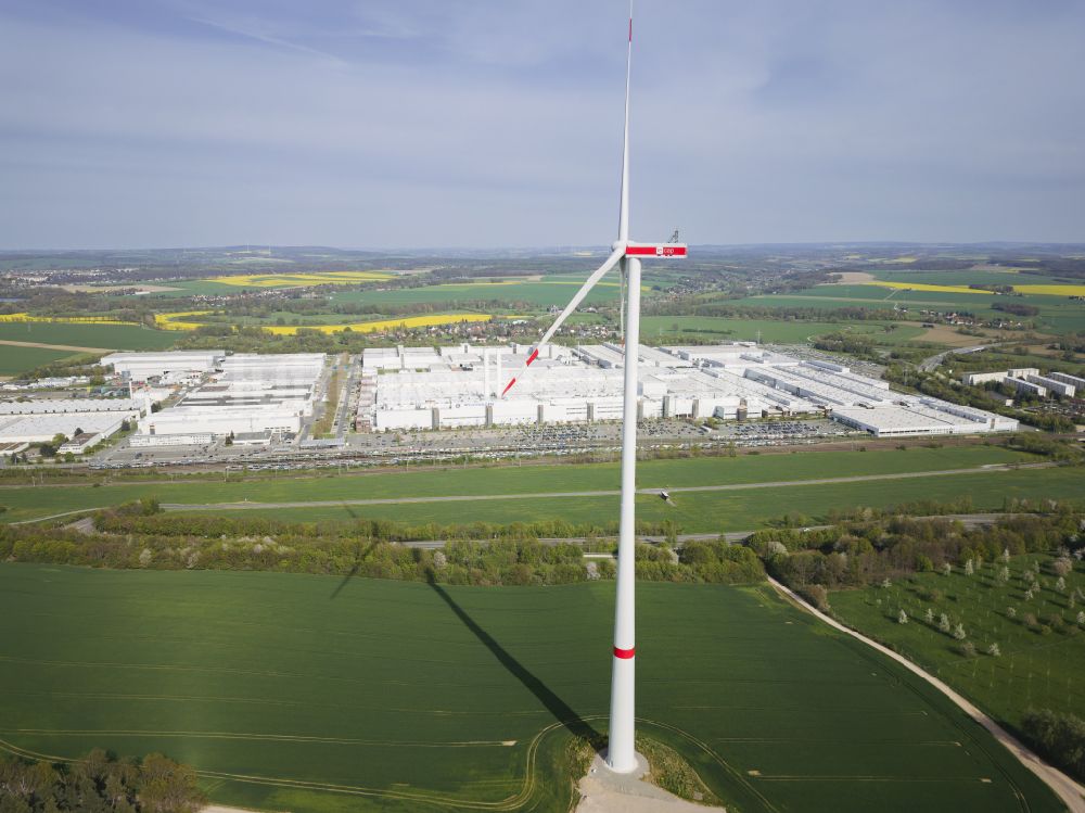 Zwickau aus der Vogelperspektive: Fahrzeugbau- Werksgelände der VW Volkawagen AG in Zwickau im Bundesland Sachsen, Deutschland