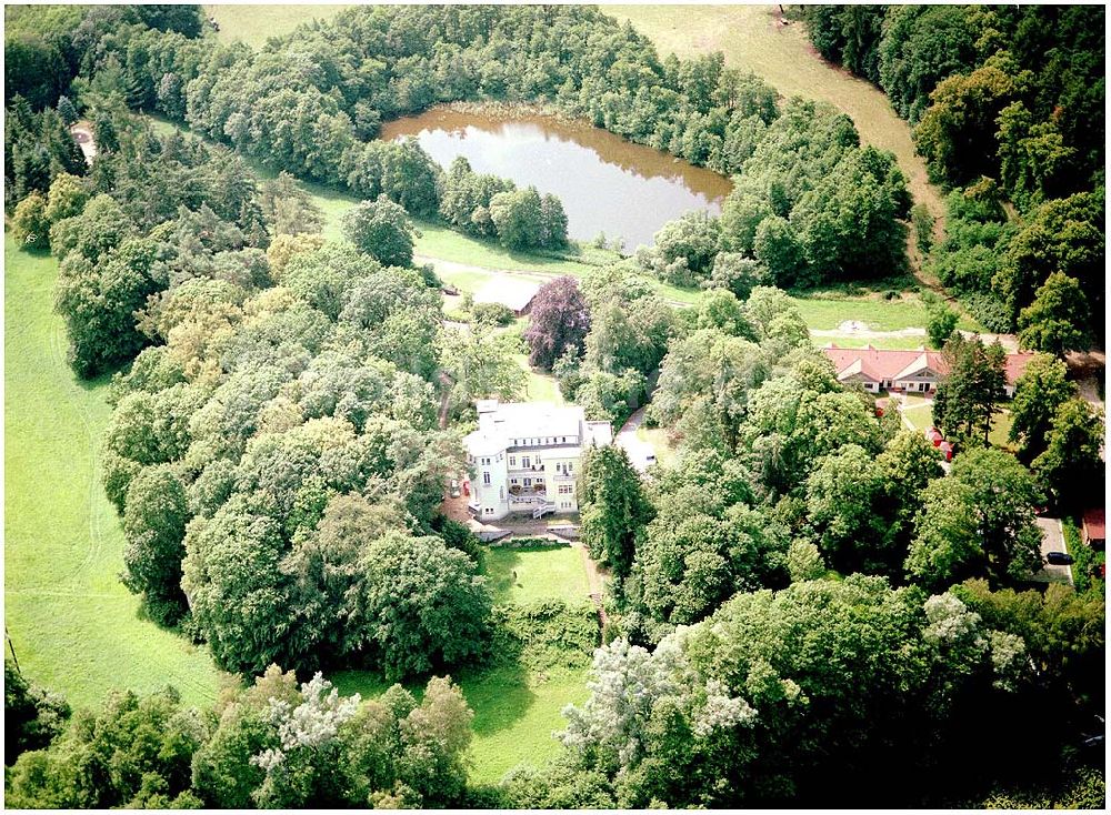 Luftaufnahme Kratzeburg - Familienferienstätte Dambecker Park im Nationalpark Müritz AWO Sano gemeinnützige GmbH Susanne Müller-Bohley Leiterin der Familienferienstätte S