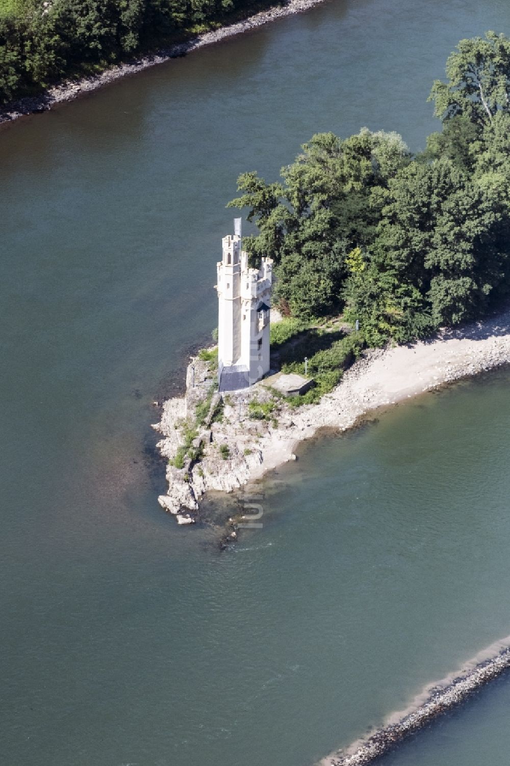 Luftaufnahme Rüdesheim am Rhein - Fassade des Baudenkmales Bingener Mäuseturm im Ortsteil Bingerbrück in Bingen am Rhein im Bundesland Rheinland-Pfalz, Deutschland