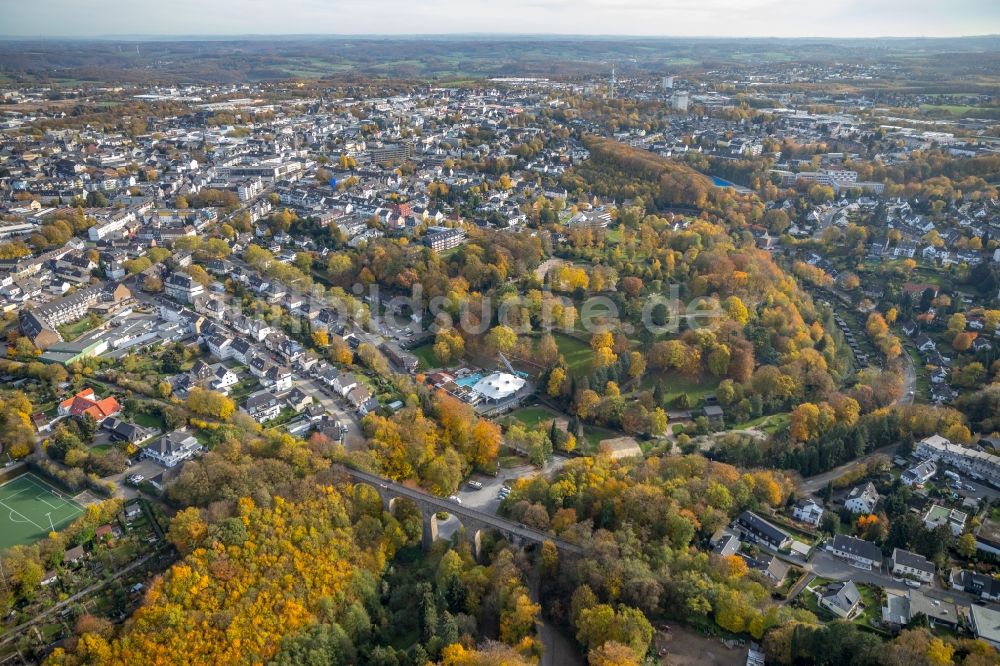 Luftbild Velbert - Fassade des Baudenkmales Eulenbachbrücke, auch Eulenbachviadukt genannt in Velbert im Bundesland Nordrhein-Westfalen