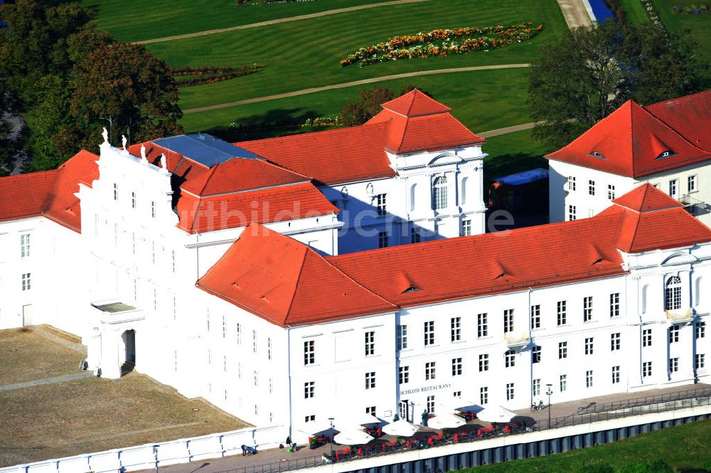 Luftaufnahme Oranienburg - Fassade des Schloß Oranienburg