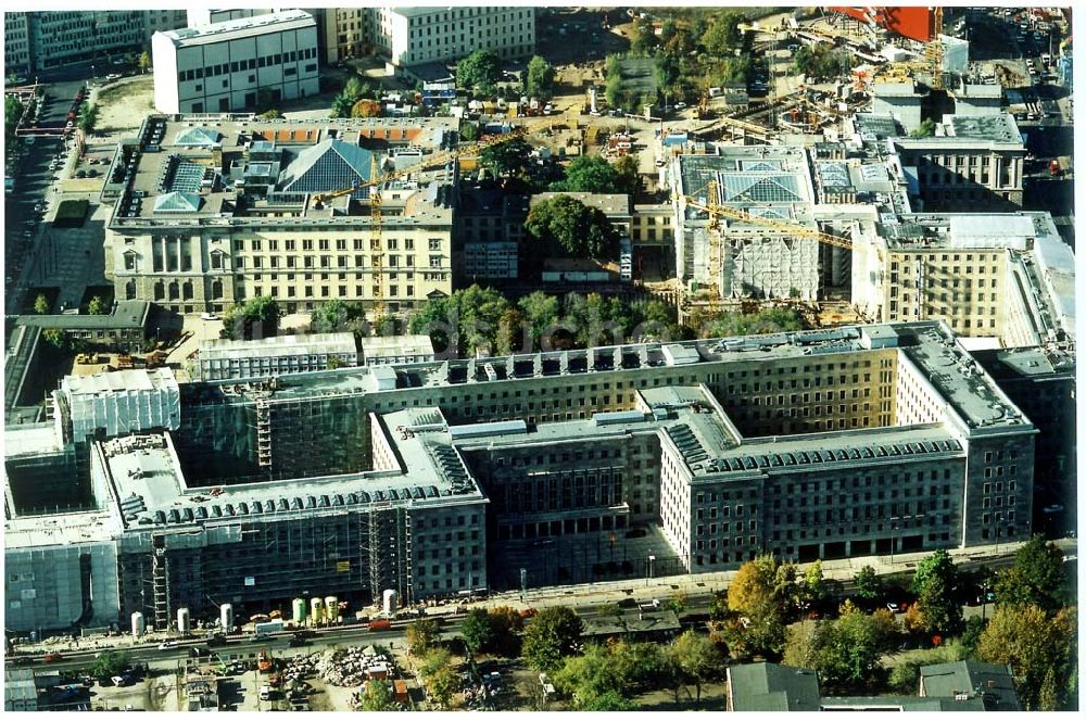 Berlin aus der Vogelperspektive: Fast fertig umgebautes Rohwedderhaus (ehem. THA) an der Wilhelmstraße in Berlin - Mitte.