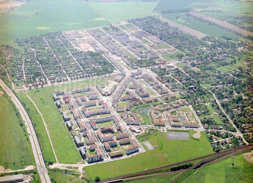 Berlin - Karow-Nord von oben - Fast fertige Bauabschnitte des Wohnungsgebietes Karow-Nord in Berlin-Karow.