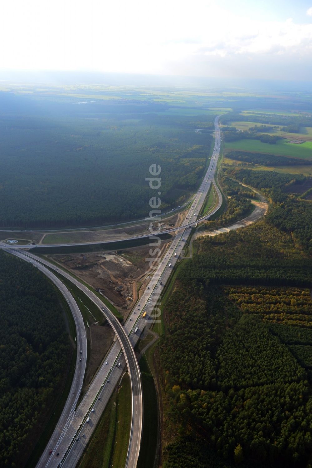 Groß Ziethen von oben - Fast fertige Baustelle zum Um- und Ausbau des Autobahndreieck AD Havelland im Bundesland Brandenburg