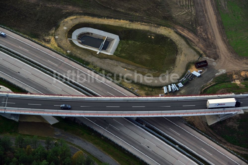 Luftbild Groß Ziethen - Fast fertige Baustelle zum Um- und Ausbau des Autobahndreieck AD Havelland im Bundesland Brandenburg