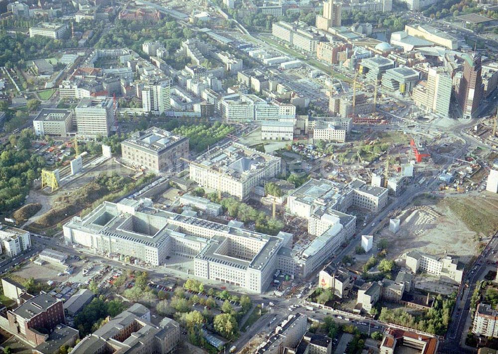 Berlin von oben - Fast fertiger Umbau des Rohwedder-Hauses / ehem. THA an der Wilhelmstraße in Berlin - Mitte zum Finanzministerium..