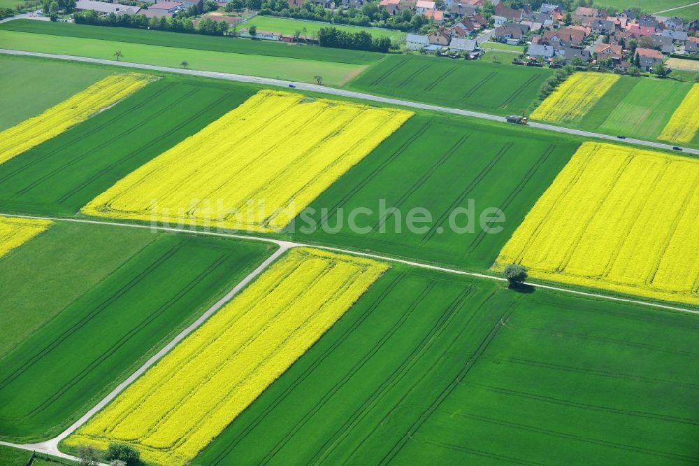 Luftbild Karbach - Feld- Landschaft gelb blühender Raps- Blüten in Karbach im Bundesland Bayern