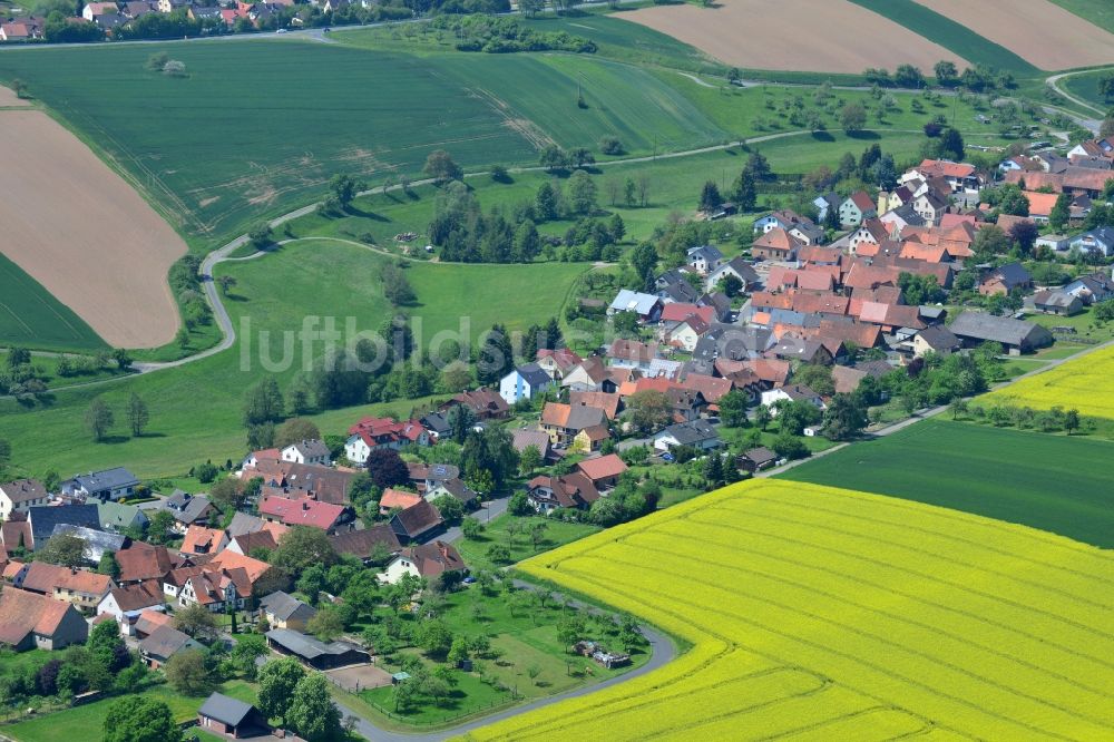 Luftbild Karbach - Feld- Landschaft gelb blühender Raps- Blüten in Karbach im Bundesland Bayern